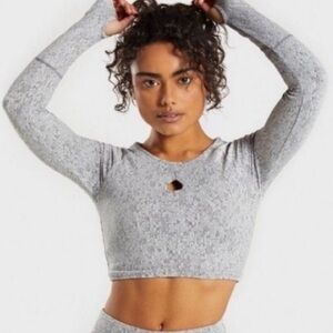 Gymshark DRY Cropped Long Sleeve Top Women’s M Gray Keyhole Fleur Texture